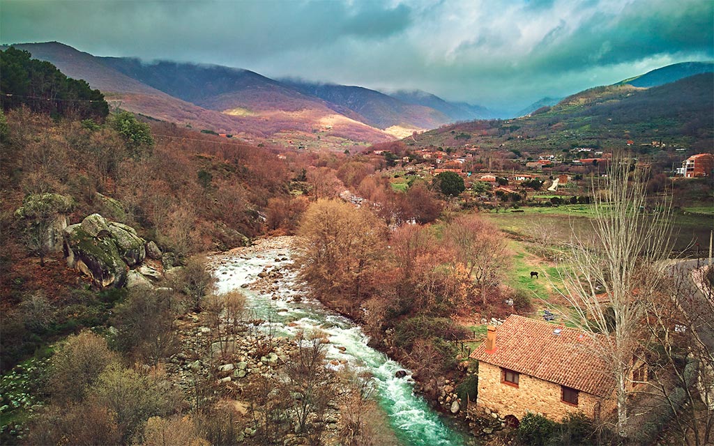 Descubre la Región de la Vera en Extremadura: El Hogar del mejor Pimentón